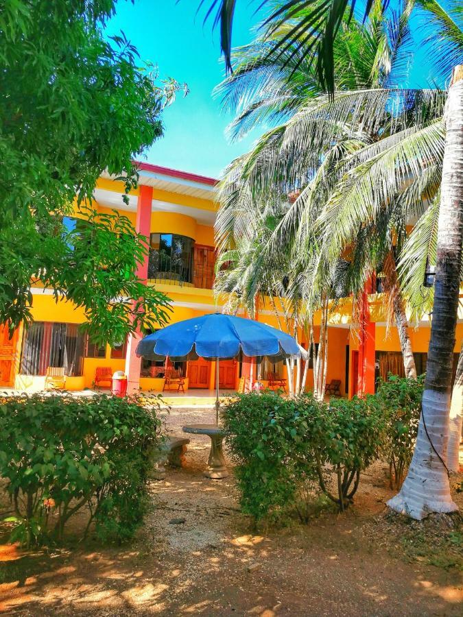 Hotel Nany Brasilito Exterior photo